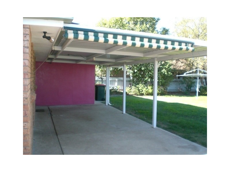 12 Loren Avenue, Moree NSW 2400