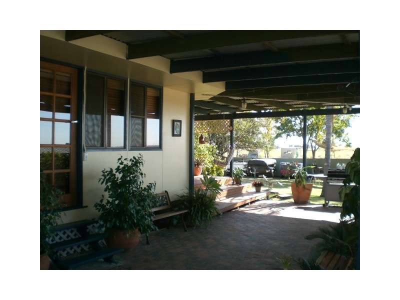 11 MENADOOL ROAD, Moree NSW 2400