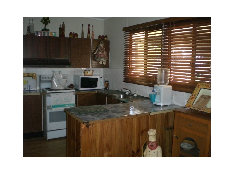 11 MENADOOL ROAD, Moree NSW 2400