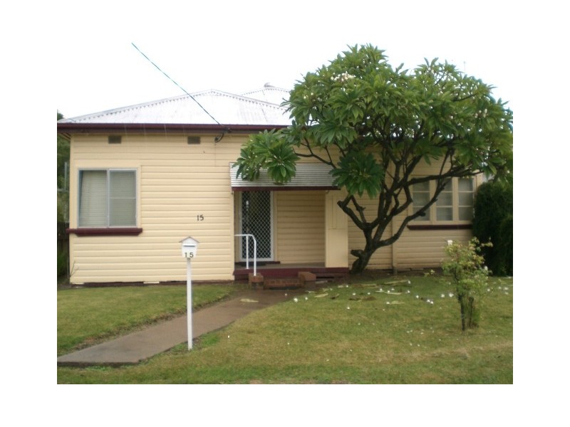 15 OAK STREET, Moree NSW 2400