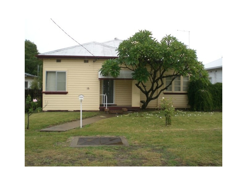 15 OAK STREET, Moree NSW 2400