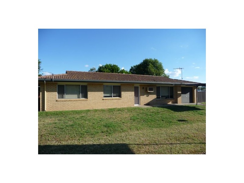 1 WATTLE CRESCENT, Moree NSW 2400