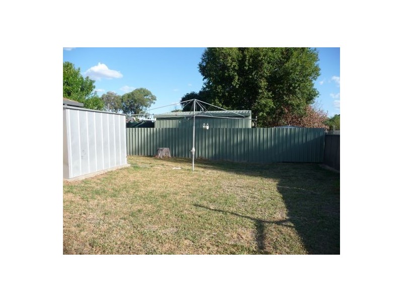 1 WATTLE CRESCENT, Moree NSW 2400