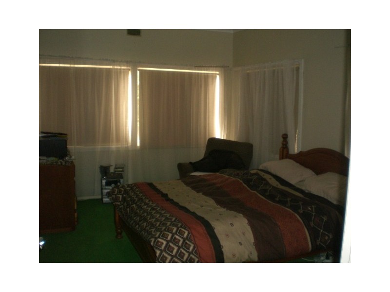 17 DOBBIE STREET, Moree NSW 2400