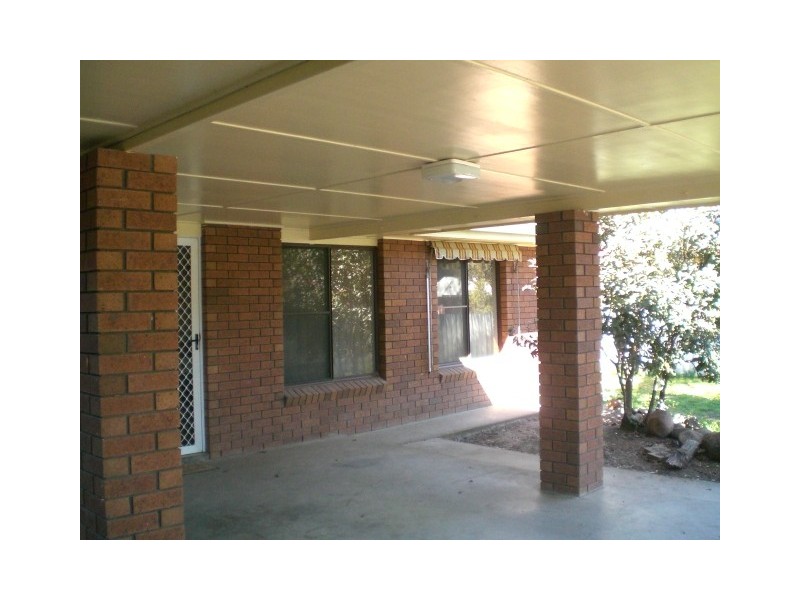 4 JACARANDA DRIVE, Moree NSW 2400