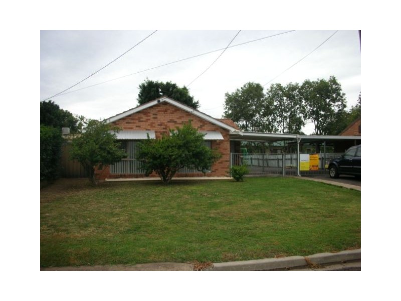 55 BLUEBERRY ROAD, Moree NSW 2400