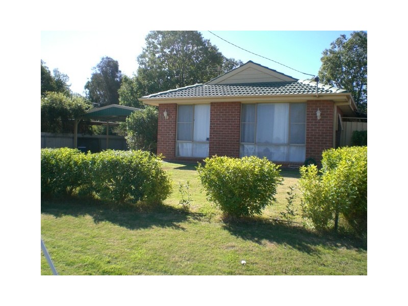 13 BLUEBERRY ROAD, Moree NSW 2400