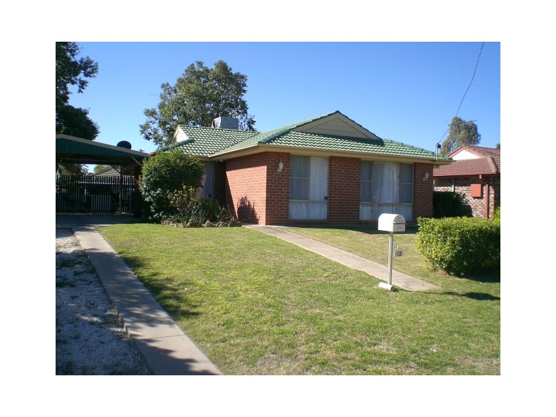 13 BLUEBERRY ROAD, Moree NSW 2400