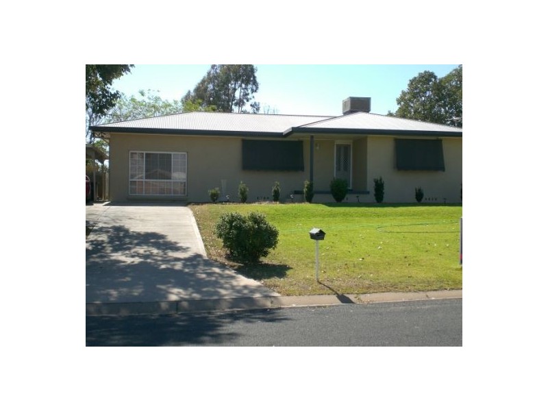1 WILLOW PLACE, Moree NSW 2400