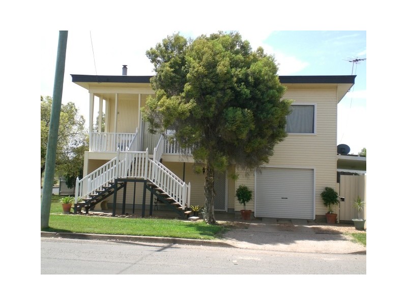 32 BOUNDARY STREET, Moree NSW 2400