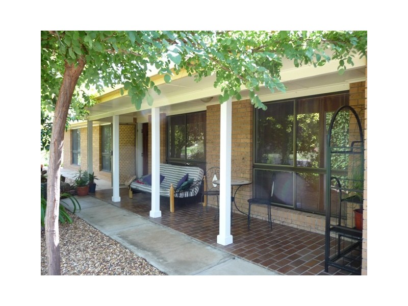 1 CUMMINS AVENUE, Moree NSW 2400