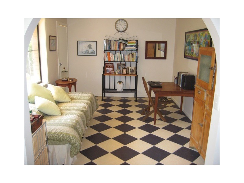 1 CUMMINS AVENUE, Moree NSW 2400