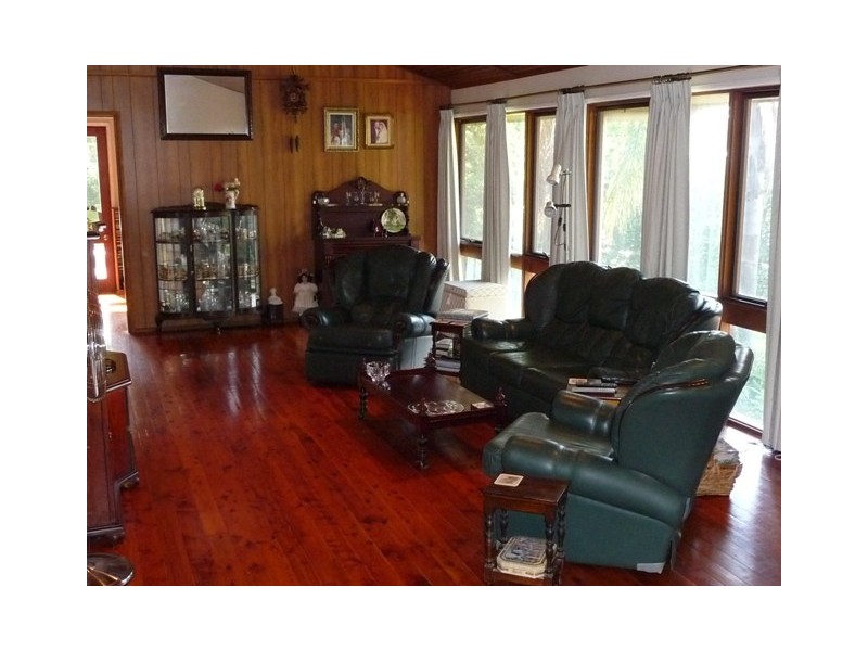 10 MERINDAH AVENUE, Moree NSW 2400