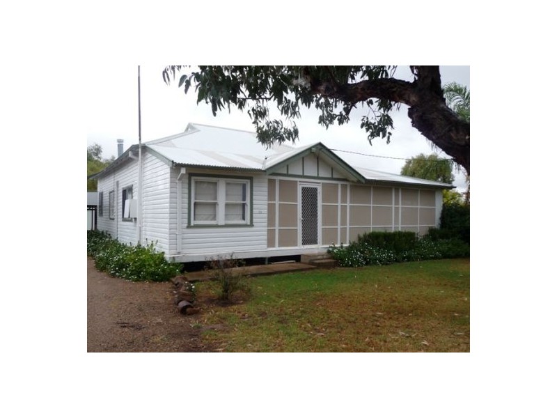 11 HUGH STREET, Ashley NSW 2400