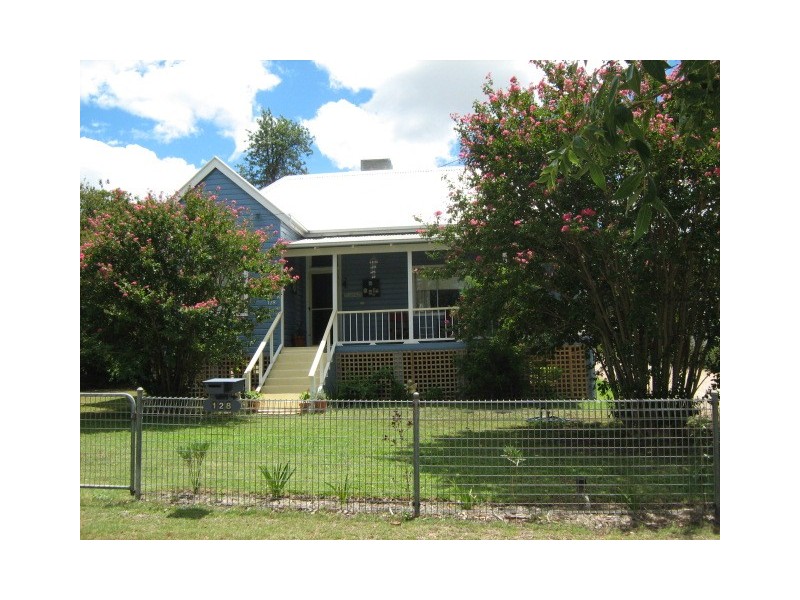 128 Long Street, Warialda NSW 2402