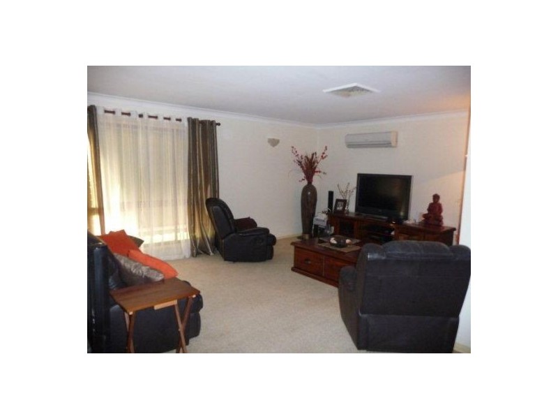 12 KEPERRA PLACE, Moree NSW 2400