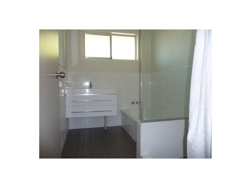 1 WATTLE CRESCENT, Moree NSW 2400