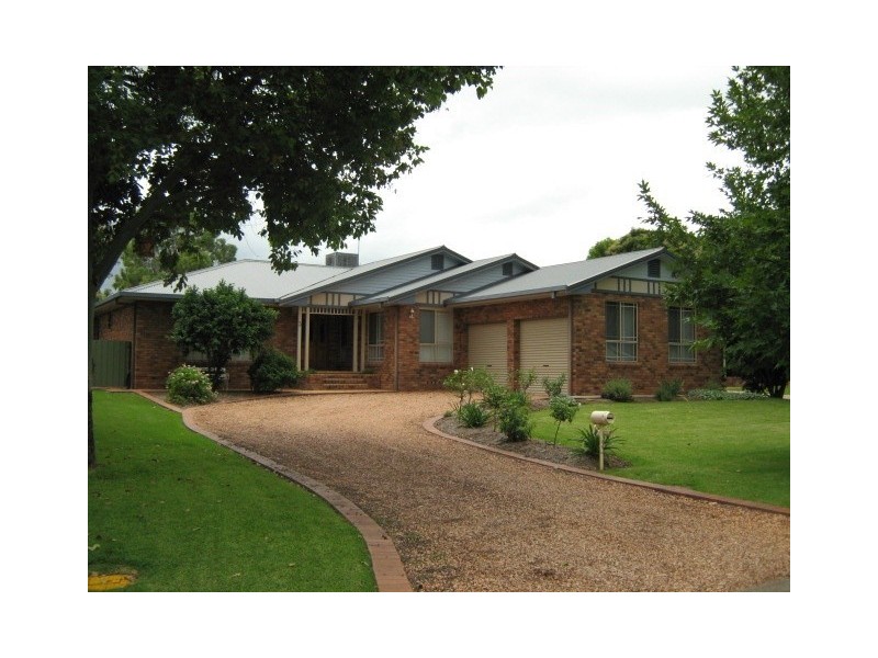 3 Callallie Avenue, Moree NSW 2400