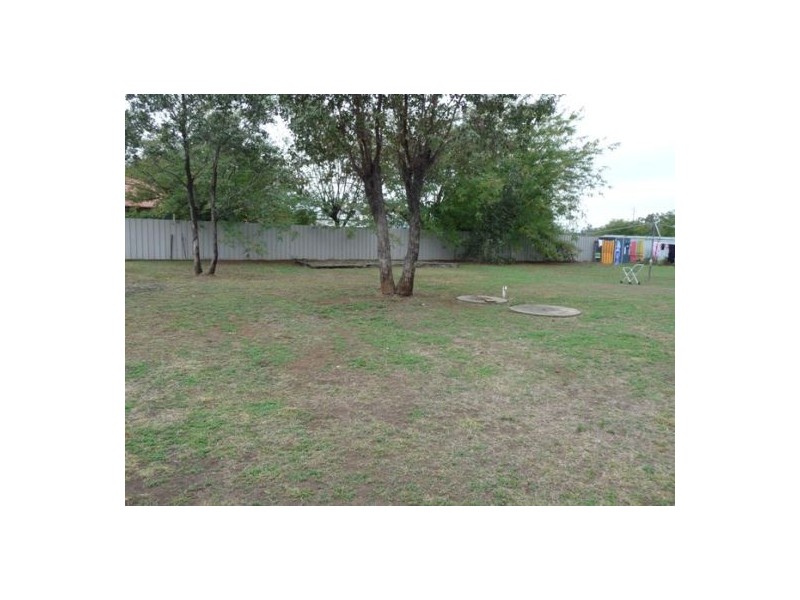 32 BOOLOOROO STREET, Ashley NSW 2400