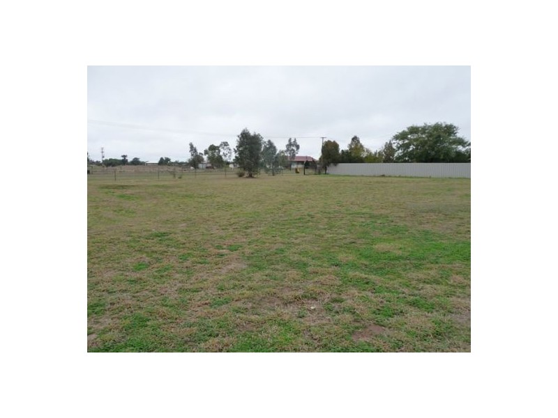 32 BOOLOOROO STREET, Ashley NSW 2400