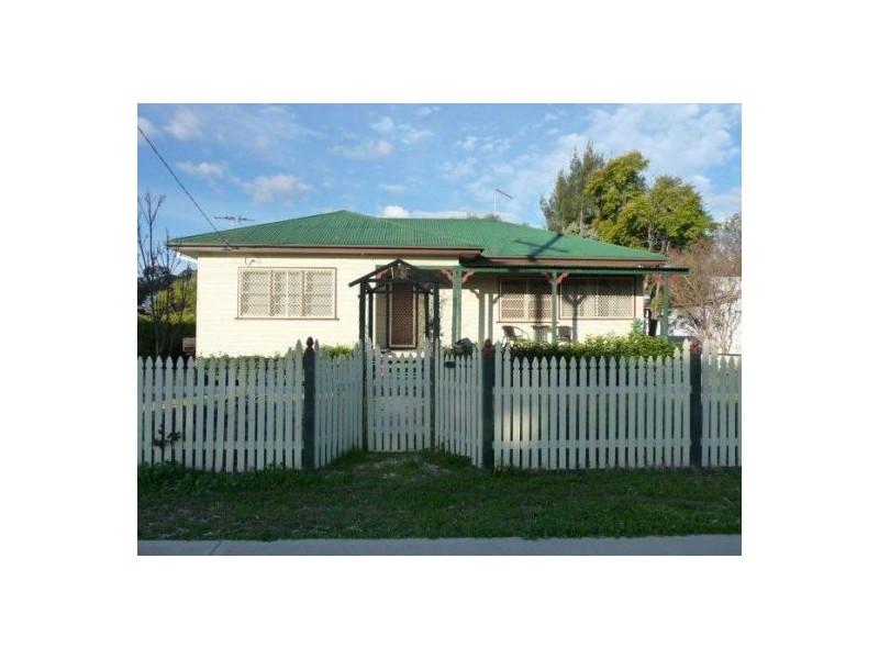 382 BOSTON STREET, Moree NSW 2400