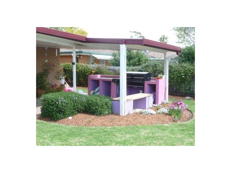 4 KEPERRA PLACE, Moree NSW 2400