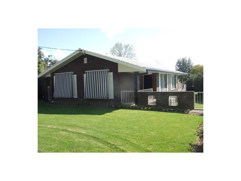 21 Albion Street, Gunnedah NSW 2380