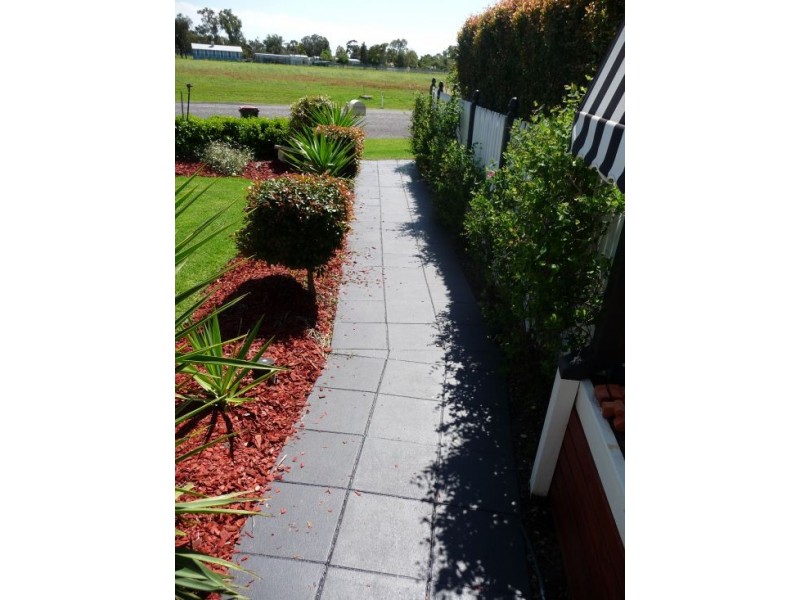80 AMAROO DRIVE, Moree NSW 2400