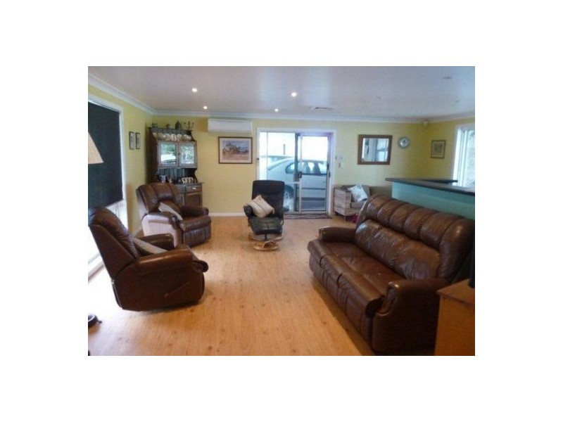 “JACARANDA” STRATHMORE ROAD, Moree NSW 2400