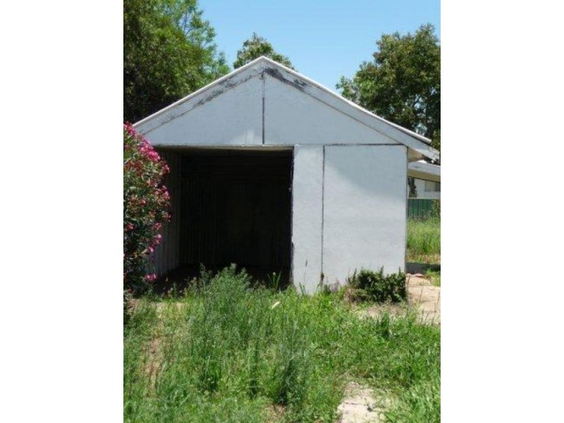 325 CHESTER STREET, Moree NSW 2400