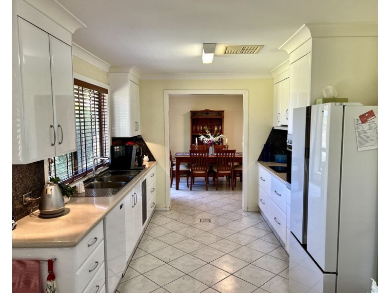 6 MYALL PLACE, Moree NSW 2400