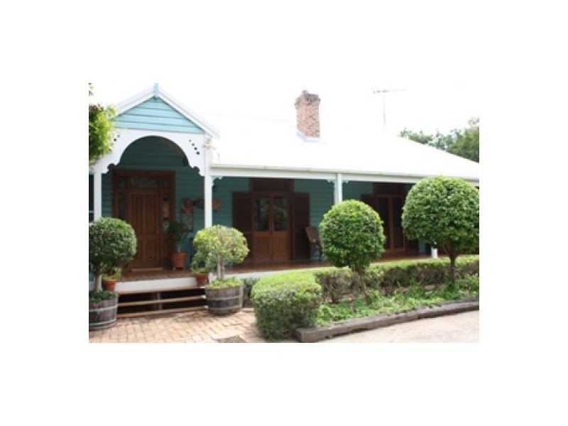 12 MERINDAH AVENUE, Moree NSW 2400