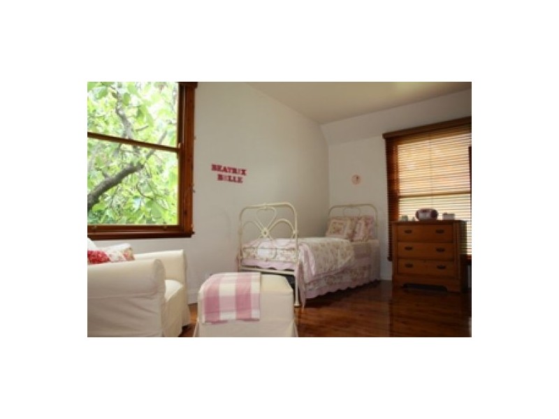 12 MERINDAH AVENUE, Moree NSW 2400