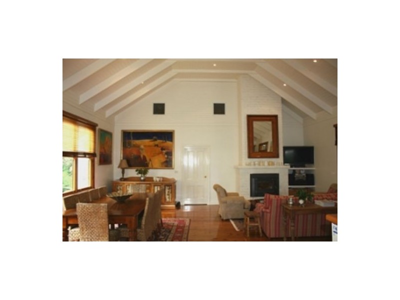 12 MERINDAH AVENUE, Moree NSW 2400