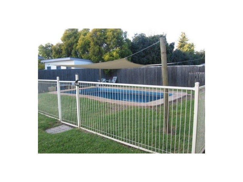 6 DONALD LANE, Moree NSW 2400