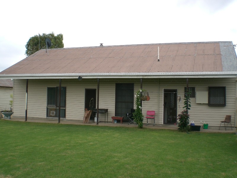 5 Robinson Road, Moree NSW 2400