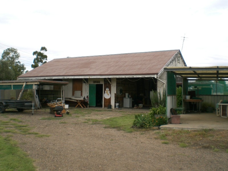 5 Robinson Road, Moree NSW 2400