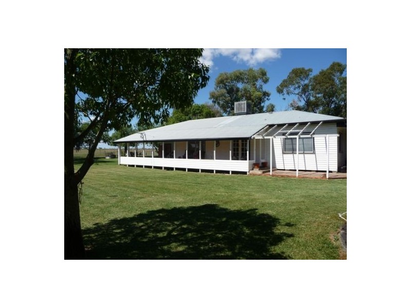 “RAYMHOR” GWYDIR HIGHWAY, Moree NSW 2400