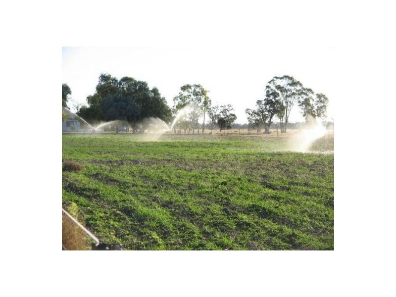 “RAYMHOR” GWYDIR HIGHWAY, Moree NSW 2400