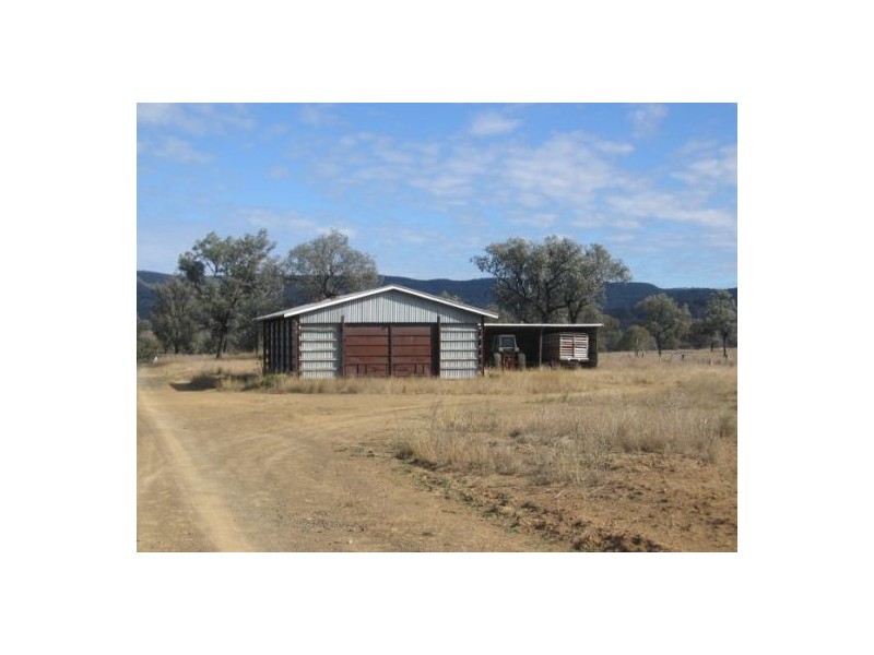 “Coolowie”, Bingara NSW 2404