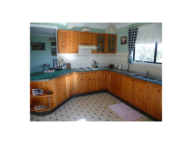 7 ROBERTSON AVENUE, Moree NSW 2400