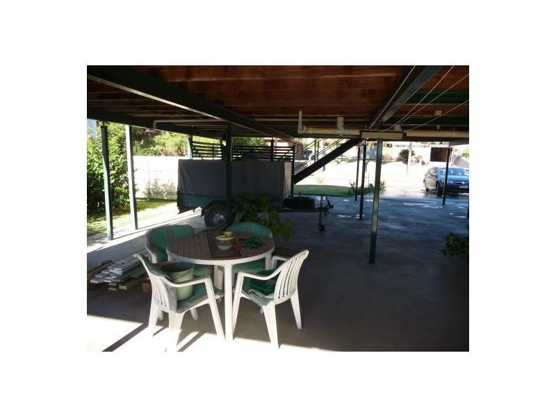 7 ROBERTSON AVENUE, Moree NSW 2400