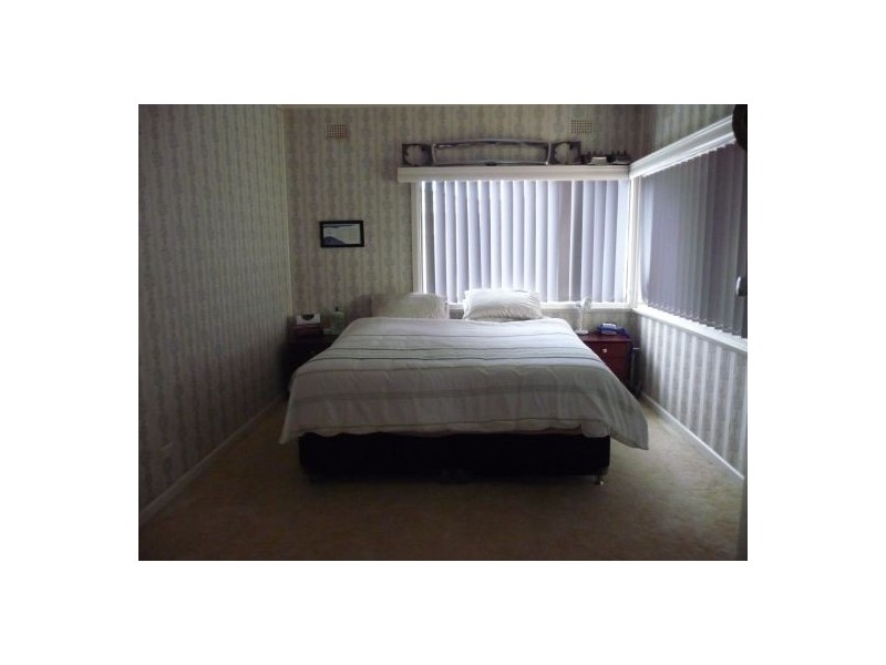 12 BELGRAVIA STREET, Moree NSW 2400