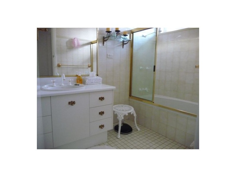 14 MACKENZIE STREET, Moree NSW 2400