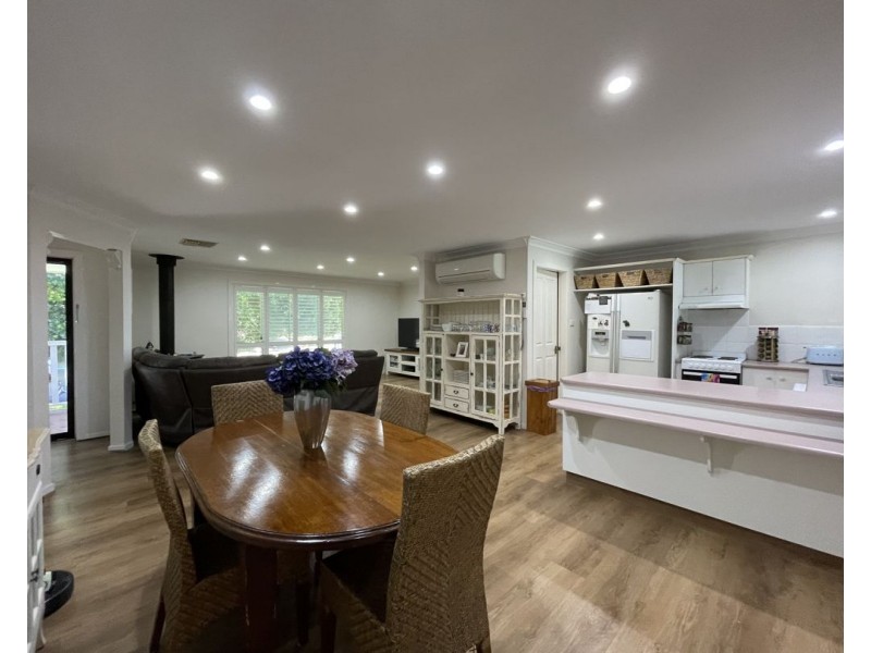 5 ROBERTSON AVENUE, Moree NSW 2400