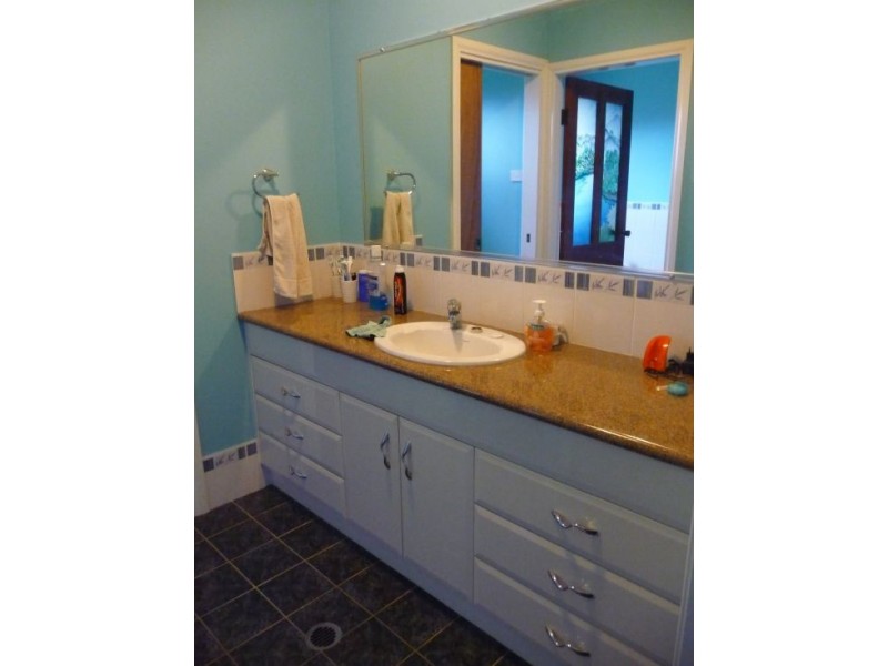 5 BILLA STREET, Moree NSW 2400