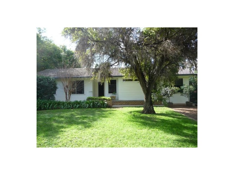 11 TIRZAH STREET, Moree NSW 2400
