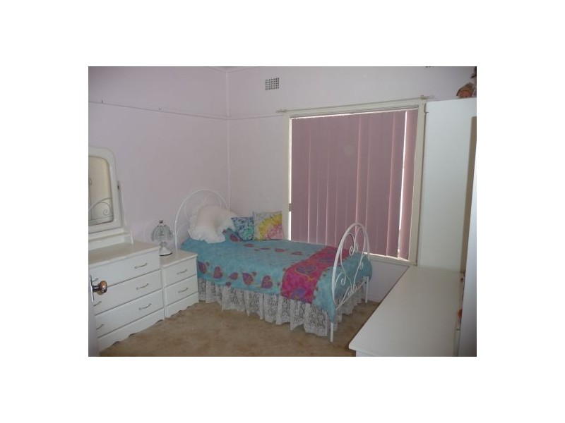 335  AUBURN STREET, Moree NSW 2400