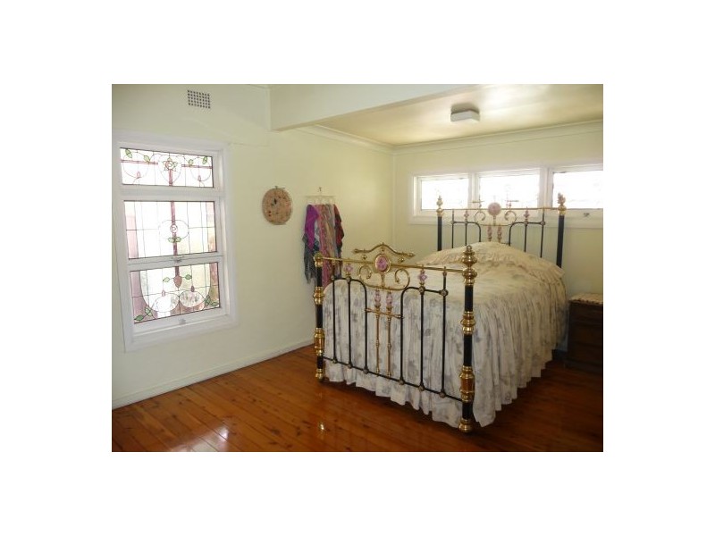 335  AUBURN STREET, Moree NSW 2400