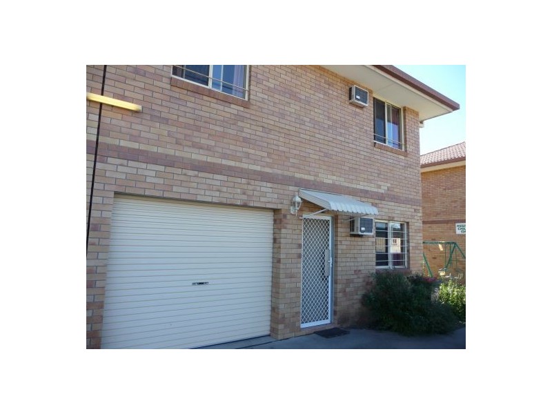 UNIT 12 4-6 DOVER STREET, Moree NSW 2400